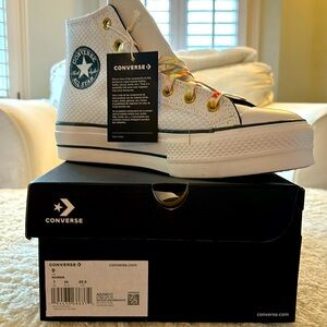 Converse Chuck Taylor Lift Platform Hi WHITE Splatter A02561C Women Shoe Size 9